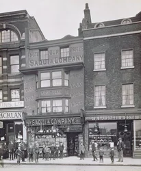 Bishopsgate, uit Historic London Buildings