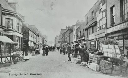 Britannia, Surrey Street, Croydon: straatmarkt, 1890