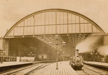 Charing Cross Station, Londen; foto, 1874