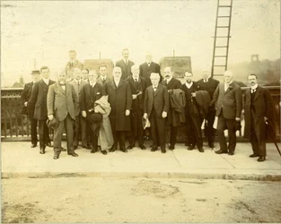 Kirkstall Bridge reconstructie, geopend door wethouder F. M. Lupton, J.P., 28 juni 1912