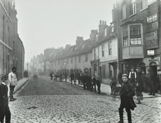 Mill Lane: vanaf Deptford Broadway, Londen, 1895