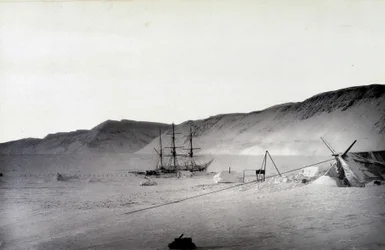 Noordpool: Discovery Bay, winter - in 