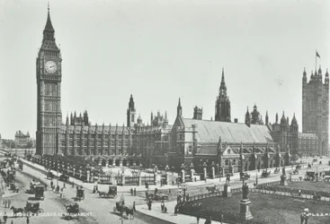 Parliament Square, Westminster: oostwaarts naar Big Ben en Houses of Parliament, 1895