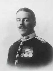 Portret van Kapitein Herbert Augustine Carter VC, 1903