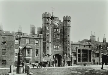 Saint Jamess Palace, Westminster: vanaf Saint Jamess Street, 1896