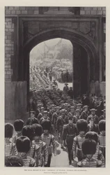 De marinebrigade van HMS Powerful in Windsor, het binnenkomen van de binnenplaats