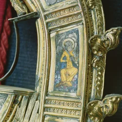 Engel die de fluit speelt, detail van de kromstaf van William of Wykeham (c.1320-1404) (verguld zilver en champlevé email)