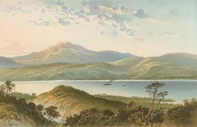 Loch Ness, van boven de waterval van Foyers