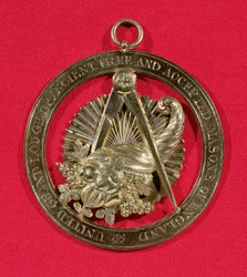 Vrijmetselaarsembleem of juweel gedragen door leden van de Grand Stewards Lodge na 1841, midden 19e eeuw