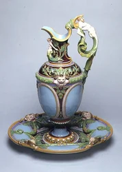 Minton majolica kan en kom