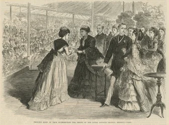 Prinses Mary van Teck reikt de prijzen uit