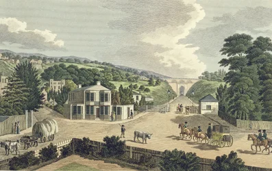 De Highgate Archway vanaf de tolpoort bij Holloway