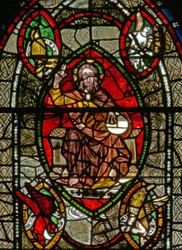 Raam S met Christus in Majesteit omringd door Evangelistensymbolen