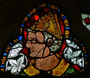 Raam s-2 met St. Cuthbert