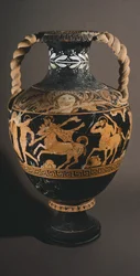 Amfoor door de Schilder van de Centauromachie. Roodfigurige aardewerk uit Porano (Umbrië). Etruskische Beschaving. 4e eeuw v.Chr.