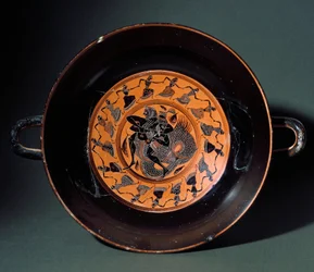 Etruskische oudheid: terracotta beker die het gevecht tussen Heracles en het zeemonster Triton voorstelt. Van Tarquinia. 550 v.Chr. Tarquinia, Museo Archeologico