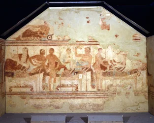 Banketscène. Fresco op de muur van het Etruskische graf genaamd 