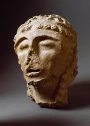 Etruskische beschaving: Terracotta mannenhoofd. 550-530 v.Chr. Uit het 2e Paleis van Murlo. Depositi Soprintendenza Archeologica dell