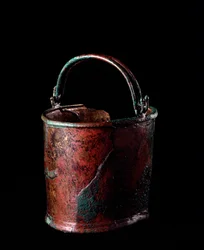 Etruskische beschaving: bronzen situle uit de necropolis van San Cerbone, graf 13, Populonia Italië 5e eeuw v.Chr.
