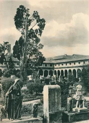 Tuin in het Museum van de Baden van Diocletianus, Rome, Italië