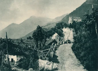Landschap met Tiroler Kasteel, Merano, Zuid-Tirol, Italië, 1927