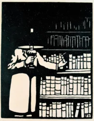 Boekenliefhebber met lamp in zijn bibliotheek