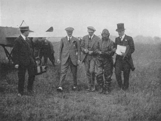 Het einde van een grote vlucht: de aankomst van de heer Robert Slack in Hendon, 1913 1934
