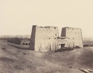 Edfou Apollonopolis Magna, Vue Générale du Temple, 1851-52, gedrukt 1853-54
