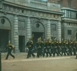 Wisseling van de wacht bij het paleis, Stockholm, Zweden
