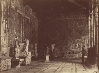 [Pisa, Kerk interieur].