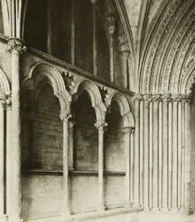 Kathedraal van Ely: Galilee portaal, details