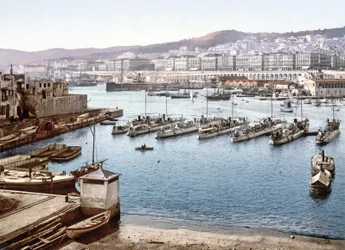 Uitzicht op de Haven van Algiers vanaf het Admiraalshuis, gepubliceerd 1900