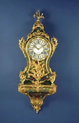 Een Louis XV consoleklok, c.1745