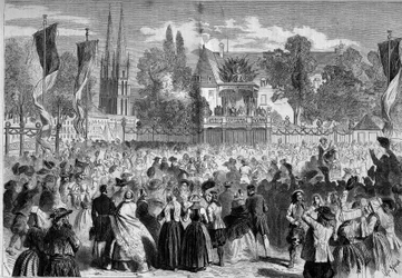 Bretons Bal op het Slagveld bij Quimper (Finistère, 29) in aanwezigheid van Napoleon III (1808-1873) en keizerin Eugenie (1826-1920). Gravure in "Le Monde Illustré" nr. 72 van 28 augustus.