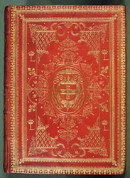 Omslag van een boek van kardinaal Mazarin, met de afwerking die de kardinaalse wapens van sterren en fasces toont, bekroond door de galero hoed en kwastjes van een kardinaal