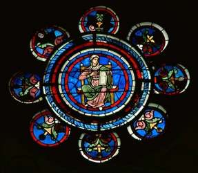 Detail van het noordelijke roosvenster met retorica uit de vrije kunsten