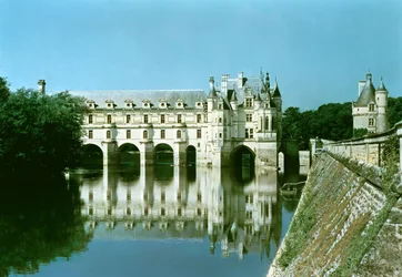 Buitenaanzicht van de Donjon, het Chateau de Bohier en de Grande Galerie vanuit het oosten