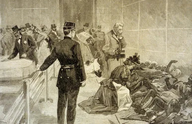 Brand in de Bazar de la Charité in Parijs op 4 mei 1897: na de ramp, families identificeren de slachtoffers in het Palais de l