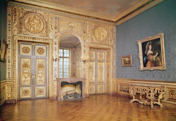 Interieurzicht van de Petit Salon, c.1660