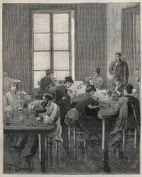 Juwelierswerkplaats in Parijs in de 19e eeuw. Gravure uit 1885 in Les arts et métiers illustrés door Adolphe Bitard.