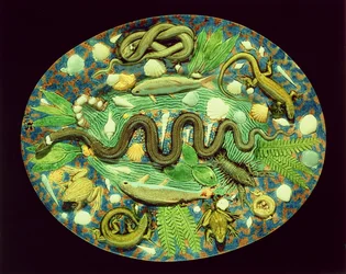 Ovale Schotel Met Vissen En Reptielen, reproductie van Bernard Palissy aardewerk