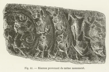 Rinceau afkomstig van hetzelfde monument