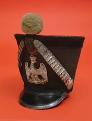 Shako van een lansier van het leger van het Eerste Franse Keizerrijk, c.1804-1815