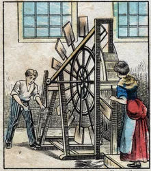Textiel, linnen. Bewerking van het vlas om het stro te laten vallen door middel van de molens en zo de vezels te verkrijgen. Gravure. Epinal afbeelding eind 19e eeuw.