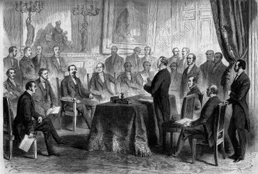 Derde Republiek: vergadering van de Raad van State in de Tuilerieën in aanwezigheid van Napoleon III (1808-1873) en baron Eugene Georges Haussmann, prefect van Parijs (1809-1891). Gravure in 