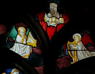 Muzikale engelen met harp en orgel