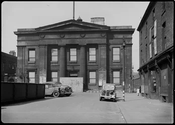 Stadhuis, Bexley Square, Salford, 1942