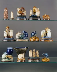 Een selectie van dierfiguren gemodelleerd door George Tinworth