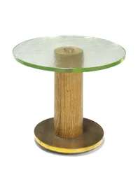 Een eiken, glazen en koperen bijzettafel, ca. 1930