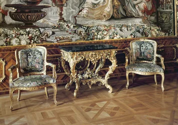 Console tafel en twee fauteuils, 1745